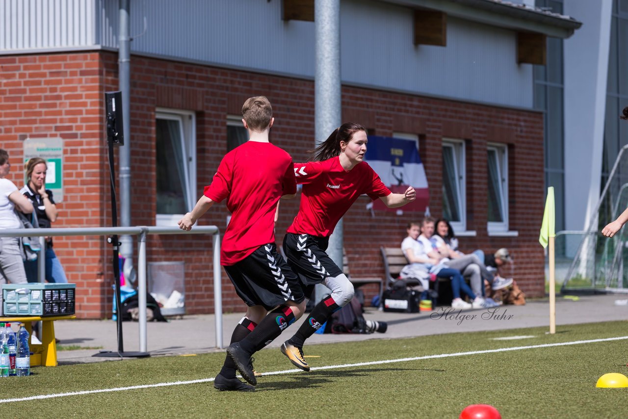 Bild 78 - B-Juniorinnen Pokalfinale SV Henstedt Ulzburg - SG Holstein Sued : 2:0